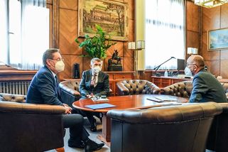 Komentář: 50 odstínů totální rezignovanosti - Seznam Zprávy