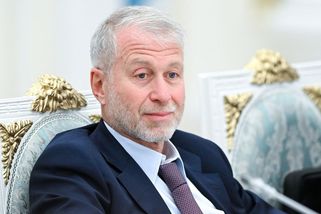 Británie dala Abramovičovi ultimátum. Na převod miliard do ukrajinského fondu má 90 dní - Novinky