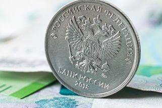 Rychlý dopad Putinova tažení na Ukrajinu. Padá rubl, ruské akcie oslabují - Seznam Zprávy