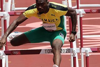 Jel špatným autobusem. Jamajský běžec získal zlato díky obětavé dobrovolnici - Seznam Zprávy