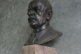 Vyrábíme vše, od špendlíku po lokomotivu: Emil Kolben zemřel v Terezíně, u sebe měl akcie ČKD - Médium.cz