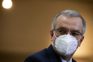 „Zabil lidi cez padáky.“ Babiš se nemusí omlouvat Kalouskovi za své výroky - Seznam Zprávy