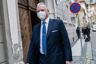 Koudelka zůstane ve vedení BIS. Neustoupím žádným tlakům, řekl před poslanci - Seznam Zprávy