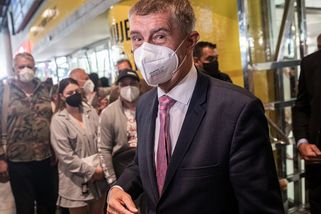 Babiš doporučil firmám placené volno po očkování. Jeho Agrofert vyčkává - Seznam Zprávy