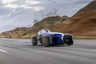 Renault si připsal elektrický úspěch, 1000 kilometrů pokořil působivou rychlostí - Novinky