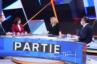 Fiala: Půjčka Ukrajině? Jako spláchnout peníze do zlatého záchodu. Chcete kapitulaci, míní opozice