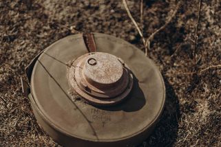 Litva a Lotyšsko oficiálně odstoupily od úmluvy o zákazu protipěchotních min - Seznam Zprávy