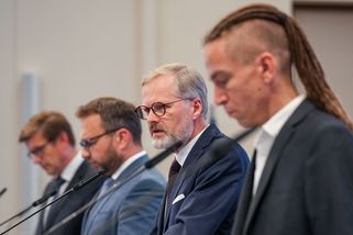 Digitalizace Bartošovi docela fungovala. SPOLU ji chce upirátit pod sebe - Médium.cz