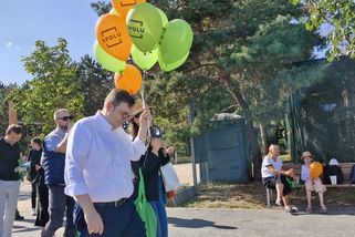 Když se zúčastní, Lipavský v kampani boduje - Novinky