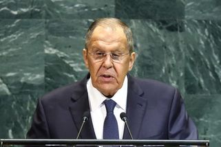 Lavrov: V bojích na Ukrajině má Rusko strategickou iniciativu. Západ se s tím musí smířit