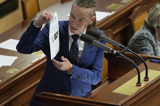 Piráti se kvůli Babišovu střetu zájmů obrátili na Evropskou komisi - Novinky