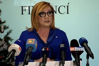 Okamžitě zřídíme tým pro potírání práce na černo, ohlásila Schillerová - Novinky