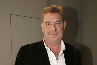 Bratr známého herce se drsně pustil do zesnulého otce komunistky Konečné