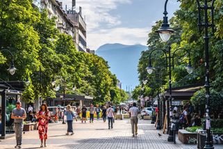 Nadšení, skepse i hněv. Zavedení eura v Bulharsku budí emoce