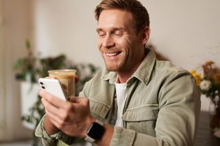 Vzal si půjčku s nejhorším úrokem. A já nechtěl věřit, za co peníze utratil - Médium.cz