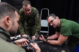 Původně anonymní dar na pomoc Ukrajině je od majitele Seznamu Ivo Lukačoviče - Seznam Zprávy