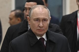 Ukrajinci útočili na Putinovu „daču“ z mnoha směrů, tvrdí Kreml. Rusové zveřejnili i video