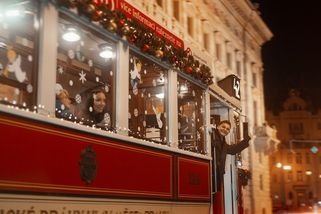 Praha prožívá vánoční horečku. Nákupy, nákupy, nákupy - Novinky