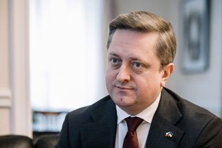 Ukrajinský velvyslanec: Okamurova slova jsou nedůstojná a nepřijatelná - Seznam Zprávy