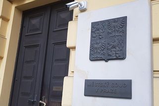 Žaloba na nouzový stav už je u soudu. Na členy vlády míří trestní oznámení - Novinky