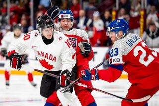 "Ohromující, jak se věci změnily." Nebývalá poklona pro Čechy, jsou teď hlavní rival