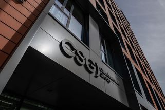 Strnadova CSG zvažuje, že uvede 15 procent akcií na burzu - Seznam Zprávy