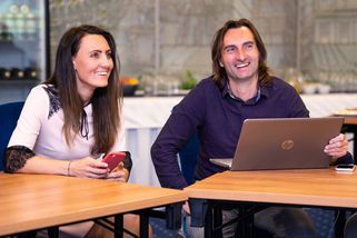 Doplaťte desítky tisíc, jinak vaše dítě neodmaturu...