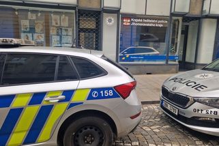 Mladá žena z Blanenska nedorazila do školy, policisté ji vypátrali až v cizině - Novinky