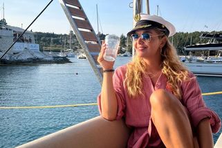 Taťána Kuchařová odložila plavky i stud