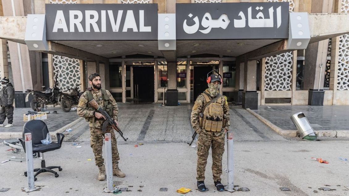 Povstalci útočí a pomoc, která ho minule zachránila, Asad čekat nemůže - Seznam Zprávy