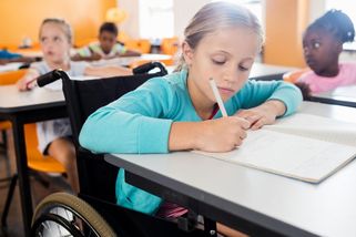 Inkluzi nečeká revoluce. Plaga plánuje mírný nárůst kapacit speciálních škol a podporu duševního zdraví - Novinky