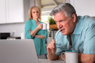 Jak se počítá studium do důchodu: Úplný průvodce kontrolou evidence a nápravou chyb - Médium.cz