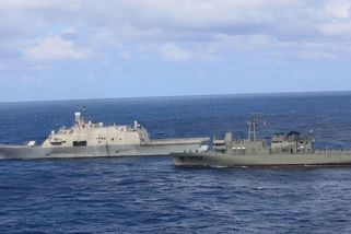 Rusko vyslalo ponorku, aby doprovodila tanker sledovaný Američany - Novinky