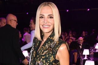 Pohádka je u konce. Dara Rolins sbalila kufry a odjela z Itálie. Fanouškům sdělila důležitý vzkaz