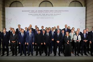 Francouzi a Britové podepsali s Ukrajinou deklaraci o bezpečnostních zárukách - Novinky