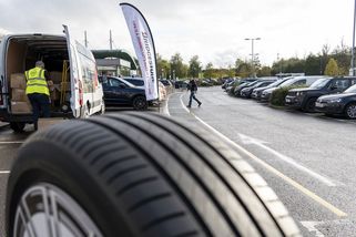 Nejčastější chyby s pneumatikami: Víte třeba, na kterou nápravu patří lepší pneu? A kdy můžu vyměnit jen jednu gumu? - Garáž.cz