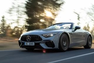 Tohle auto se rozumem nekupuje. Osmiválcový Mercedes-AMG SL 63 4Matic+ si vyberete hlavně srdcem