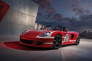 Jako stroj času. Dvacetileté Porsche Carrera GT prošlo tovární renovací do stavu nového vozu - Novinky