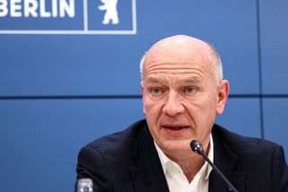 Potřeboval jsem si vyčistit hlavu. Primátor Berlína v době výpadku hrál tenis - Seznam Zprávy