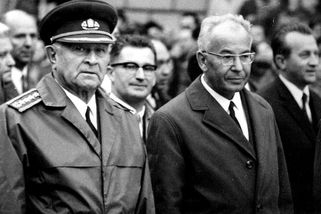 První Slovák na Pražském hradě: Špinavý boj Gustáva Husáka o prezidentské křeslo - Médium.cz