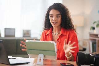 Influenceři a divy z OnlyFans. Víza ukázala, koho chtějí USA - Seznam Zprávy