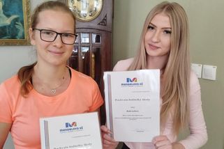 Autobus na Novojičínsku srazil chlapce. Dospělí byli v šoku, život mu zachránily studentky - Novinky