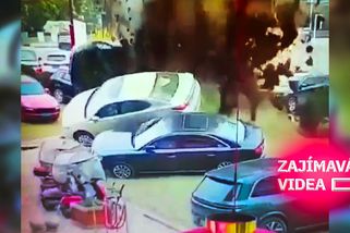 Petardy nejsou pro děti. Chlapec hodil petardu do kanálu a odpálil ulici | Zajímavá videa