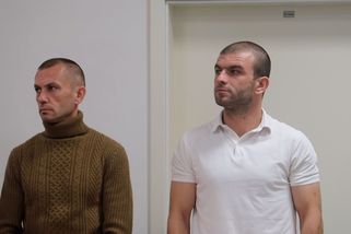 Ukrajinci z BMW, kteří na dálnici u Plzně rozbili prakem okno kamionu, dostali podmínku | Novinky.cz: Krimi