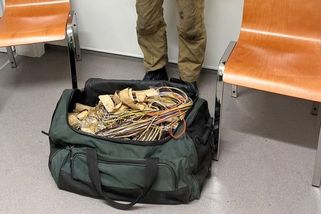 Správa železnic se brání proti zlodějům kabelů. Nechce ale kvůli nim říct jak - Novinky