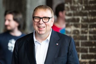 Přes milion za sociální sítě. Ministerstvo po dotazech externí smlouvy zrušilo - Seznam Zprávy