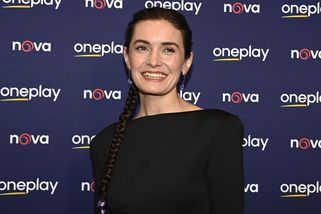 Láskou s Davidem Prachařem zkrásněla. Na premiéru dorazila Sarah Haváčová jako neskutečná kočka - Super.cz