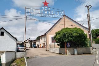 Předseda Kalina z Vesničko má středisková: Miloslav Štibich se po banální operaci již neprobral - Médium.cz