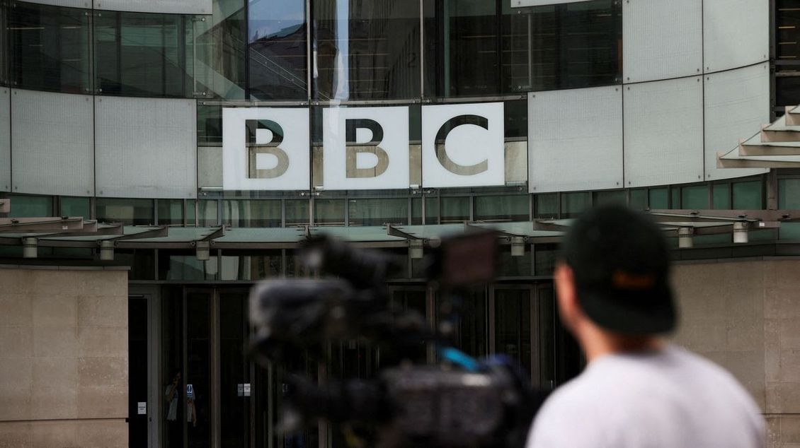 Zpráva, která zlomila vaz šéfovi BBC, řešila i šíření lží Hamásu - Novinky