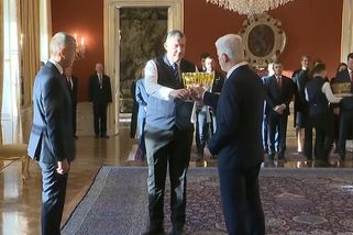 Alkohol v pracovní době na Hradě? Nevhodné, píše advokát prezidentovi Pavlovi